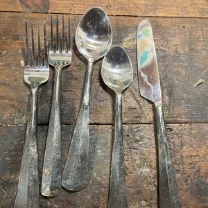 LIFETIME Pierrepont Stainless Flatware Set 26pc Korea Black Accent Floral